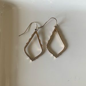 Kendra Scott medium frame earrings